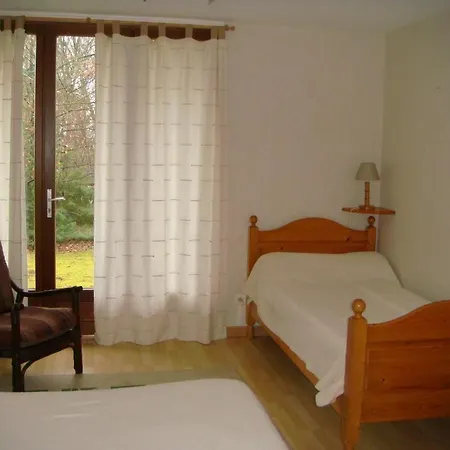 Couette-café D'hotes Mr Mme Charrier Chaumont (Haute-Marne)